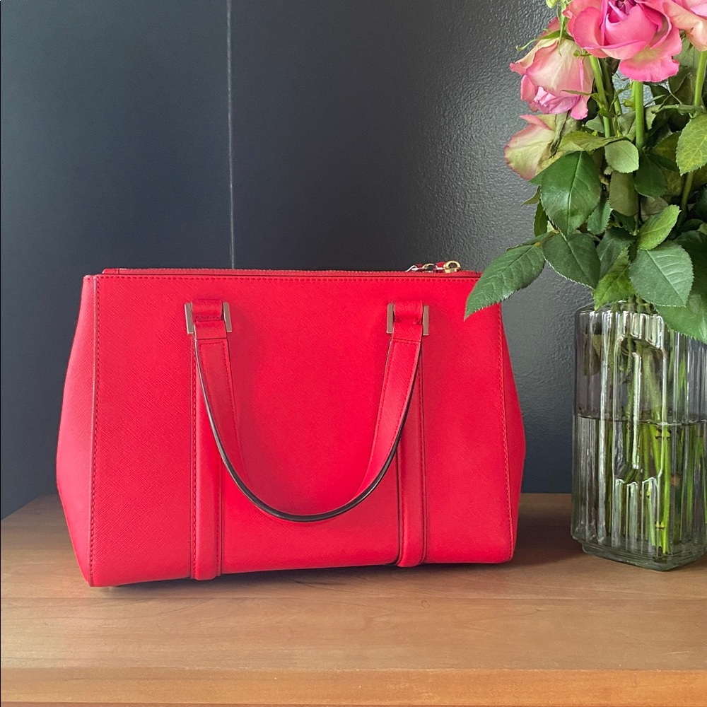 Kate Spade Bright Pink Purse - Picture 5 of 15